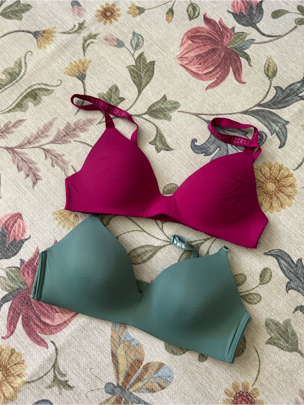 34B bra bundle